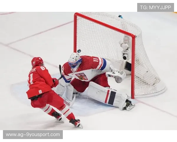 冰球守门员超神发挥，整场拒绝所有射门